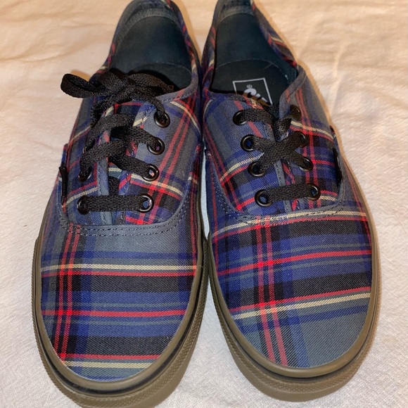 Vans Shoes - VANS Authentic Tartan Gum Classic Plaid  sneakers. Women’s size- 7.5, Men’s-6